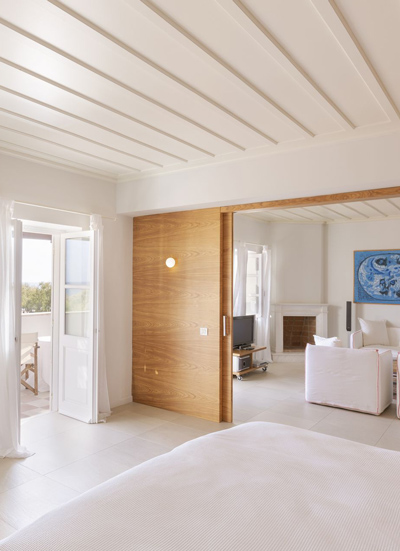 president suite bedroom 1 resized SM